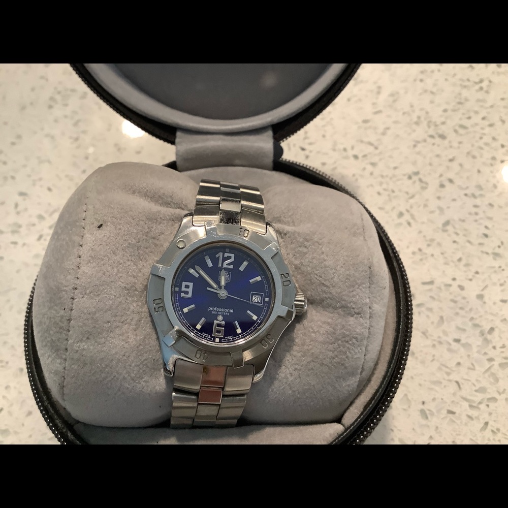 Ladies Tag Heuer Quartz Watch - Picture 2 of 6